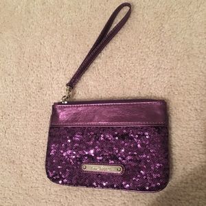 Express wristlet